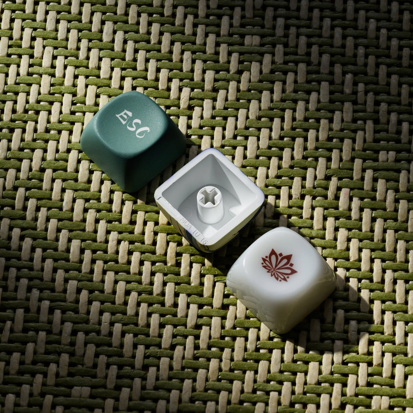 XVX  Fugaku MOA Profile Dye-Sub PBT Keycap Set  140-Key